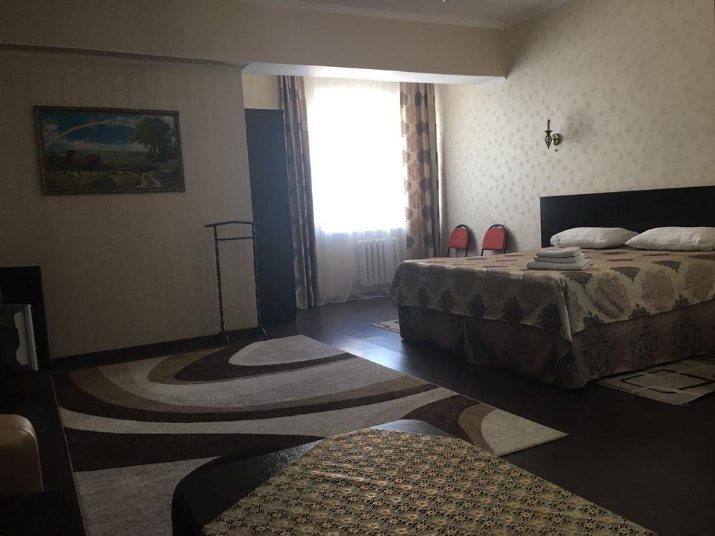 Home Hotel Astana Екстер'єр фото